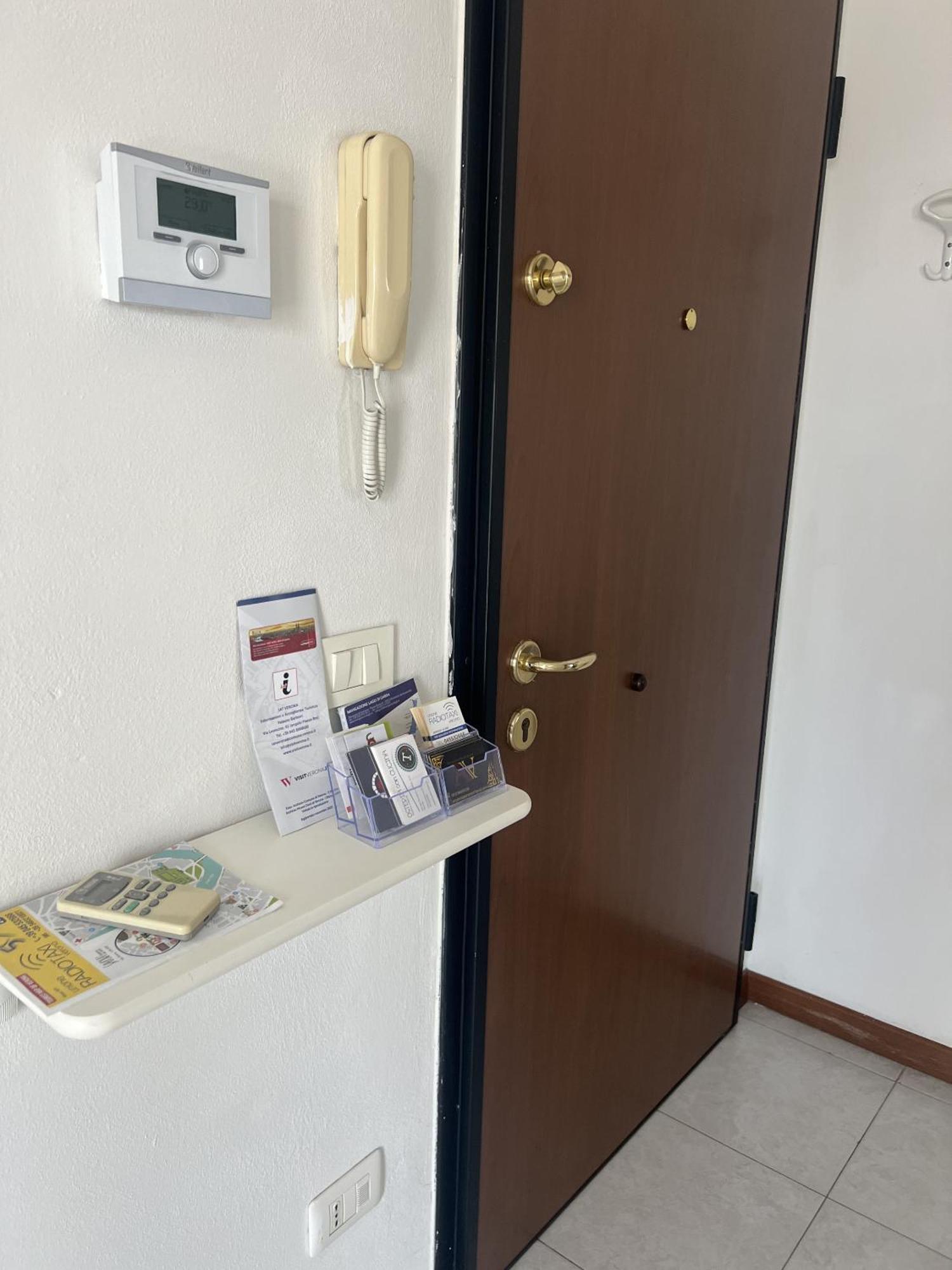 Arryanna Apartment Верона Екстериор снимка